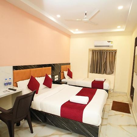 Hotel Rinza Residency Mumbai Dış mekan fotoğraf